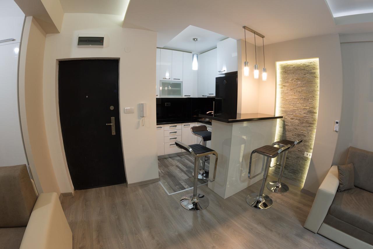 Diva Lux Apartman Belgrado Buitenkant foto