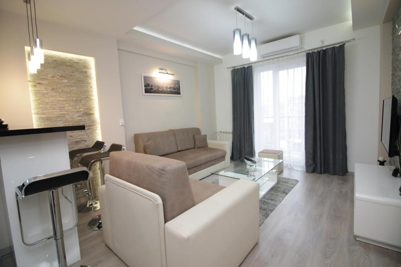 Diva Lux Apartman Belgrado Buitenkant foto